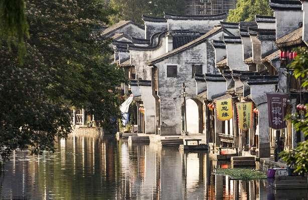 两会面对面|专访贵阳市政协常委、市生态环境局局长伍向东